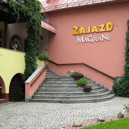 Zajazd Magrani Lubawka Exterior photo